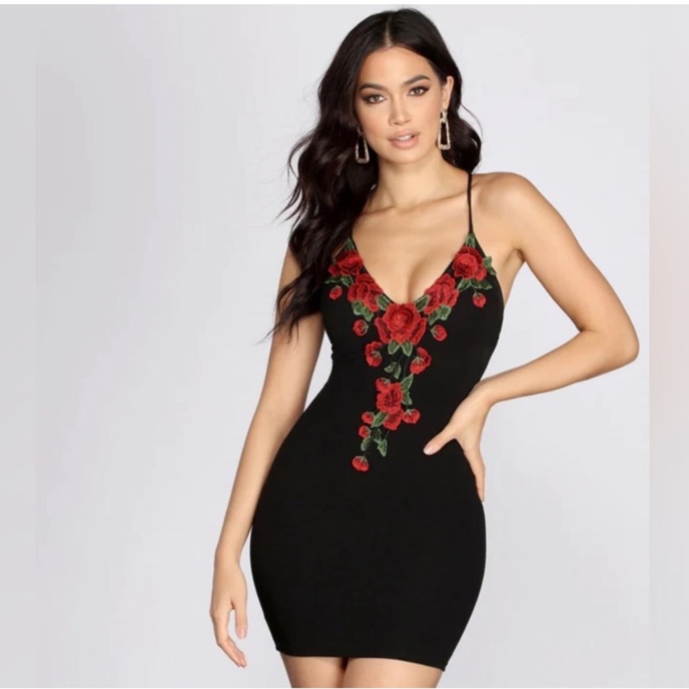 Windsor rose embroidered dress